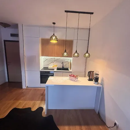 Apartamento Luksuzni Stan Na Dan Madna By Mo Lukavica Donje Mladice